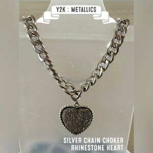 Y2K Vintage Statement Bikercore Heart Choker